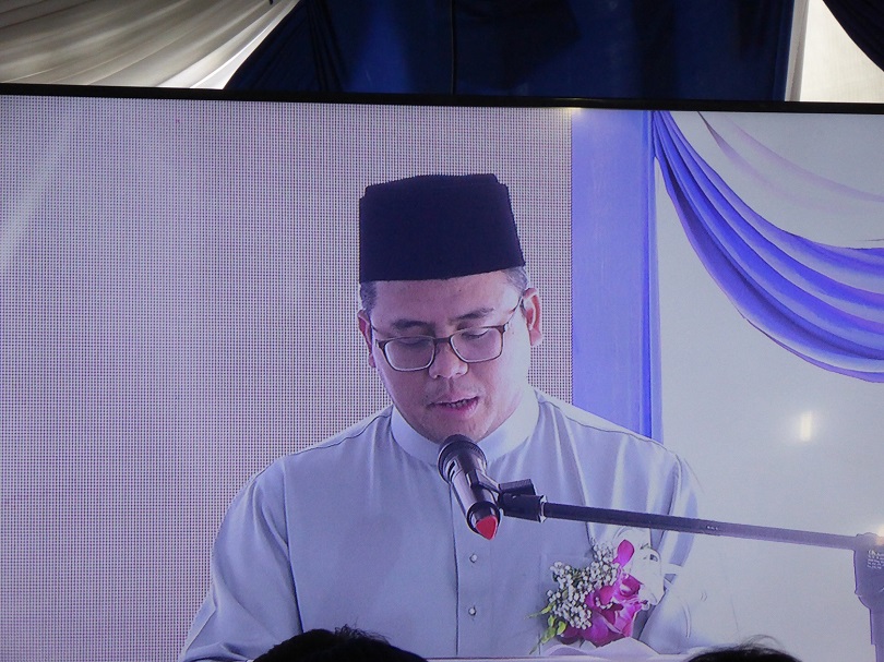 Dato’ Menteri Besar Selangor, YAB Tuan Amirudin B. Shari during the speech